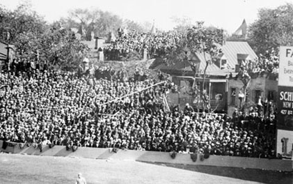 Temporary LF bleachers at Griffith Stadium